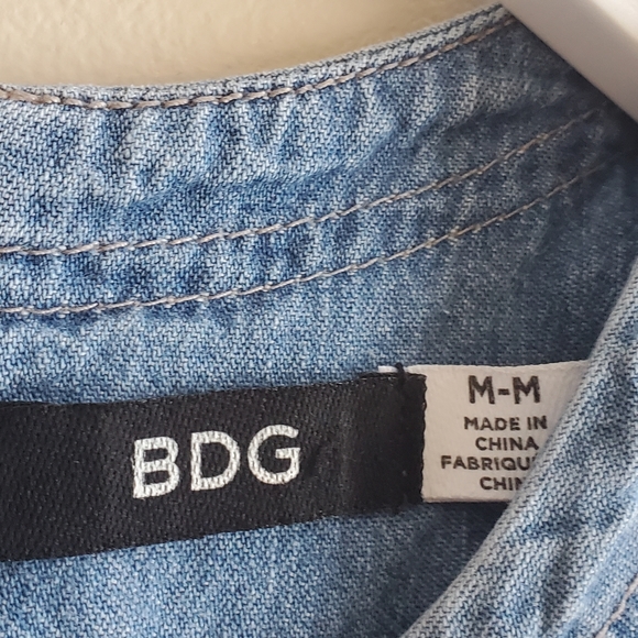 Urban Outfitters BDG denim blouse short sleeve - Picture 4 of 5